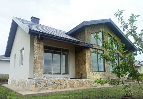 Плитняк златолит Уральский  для фасада купить в Ханты-Мансийске