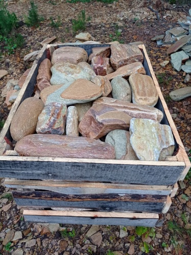 Златолит жёлтый, жёлто-зелёный глыбки и валуны для ланшафтного дизайна купить в Ханты-Мансийске