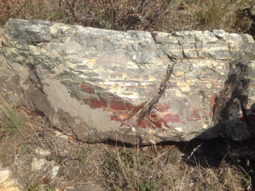 Гигантские зелёные валуны для ландшафтного дизайна весом более 5 тонн купить в Ханты-Мансийске