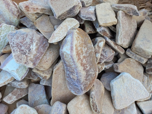 Златолит жёлтый, жёлто-зелёный глыбки и валуны для ланшафтного дизайна купить в Ханты-Мансийске