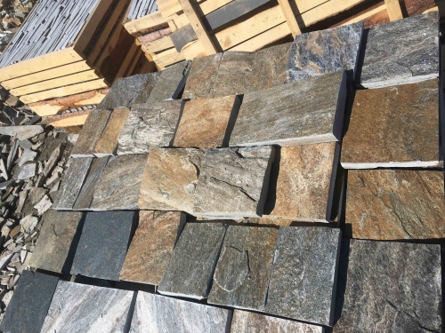 Плитка пилёная златолит Уральский для цоколя, отмостки купить в Ханты-Мансийске