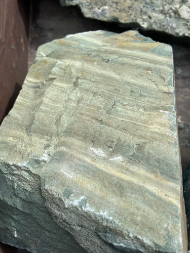 Ландшафтные глыбы зелёные 200-500 килограмм купить в Ханты-Мансийске