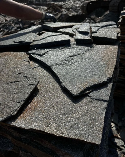 Плитняк златолит серебристый для фасада купить в Ханты-Мансийске