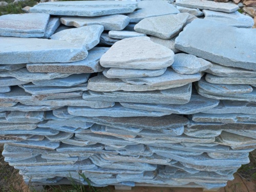 Плитняк златолит зелёный галтованный для цоколя купить в Ханты-Мансийске